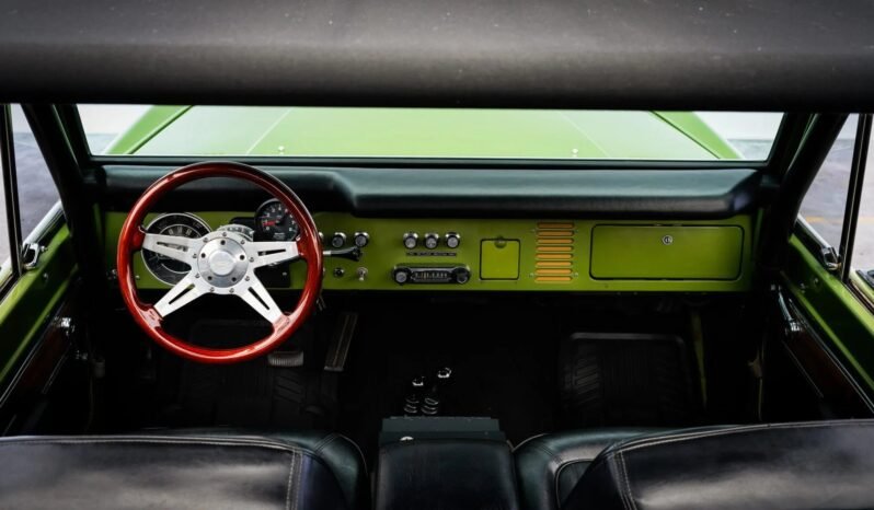 
								1973 Ford Bronco 4X4 full									