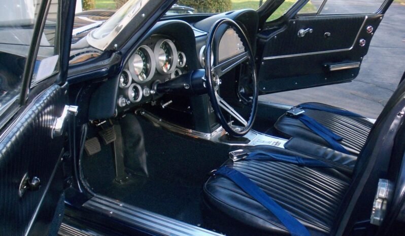 
								1963 Chevrolet Corvette C2 Split-Window Blue full									