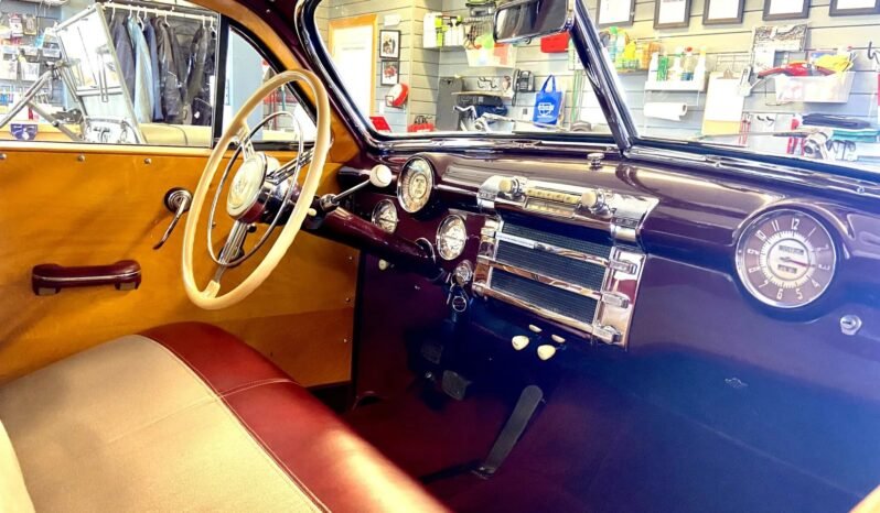 
								1947 Buick Roadmaster Estate Woodie Wagon full									