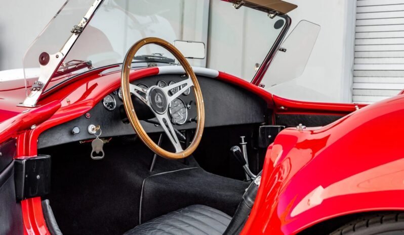 
								1965 Superformance MKIII Shelby Cobra Red full									