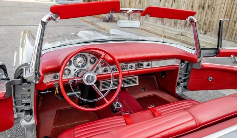 
								1957 Ford Thunderbird Gray full									