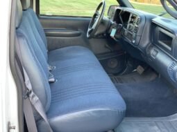 
										2000 GMC Sierra Classic K2500 SL full									