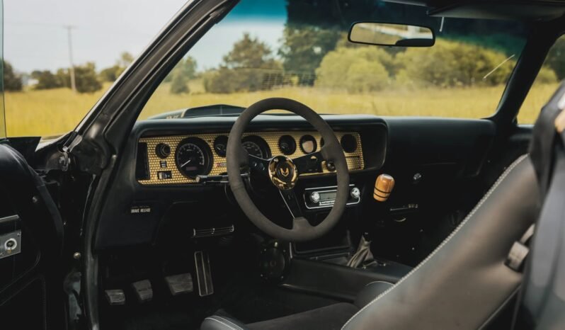 
								1977 Pontiac Firebird full									