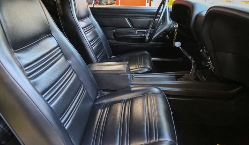 
								1970 Ford Mustang Boss 4-Speed full									