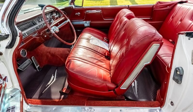 
								1962 Cadillac Series 62 Convertible full									