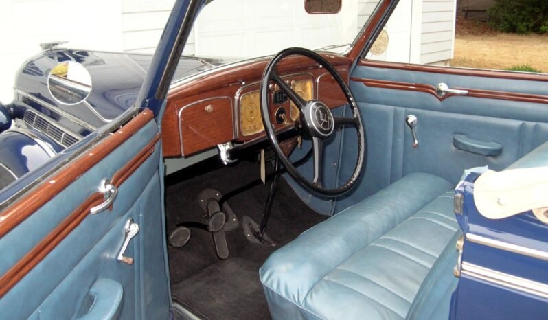 
								1936 Chrysler Airstream Convertible full									