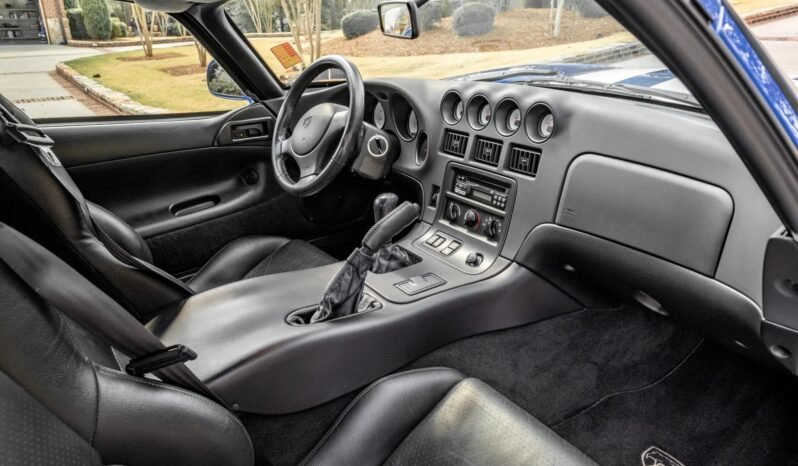 
								1997 Dodge Viper GTS full									