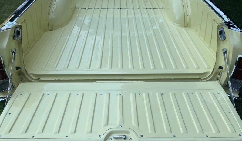 
								1966 Chevrolet El Camino 3-Speed full									