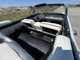 
										1957 Cadillac Eldorado Biarritz V8 White full									