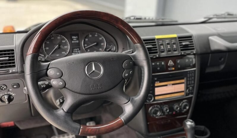 
								2011 Mercedes-Benz G550 Black full									
