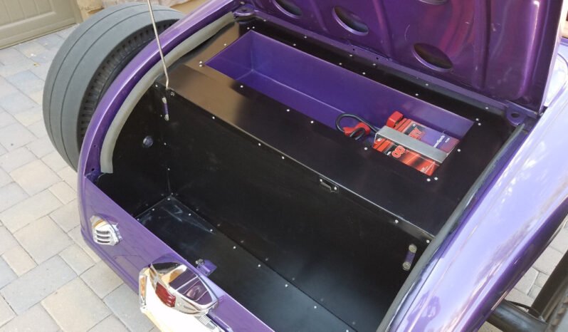 
								1931 Ford Model A Roadster full									