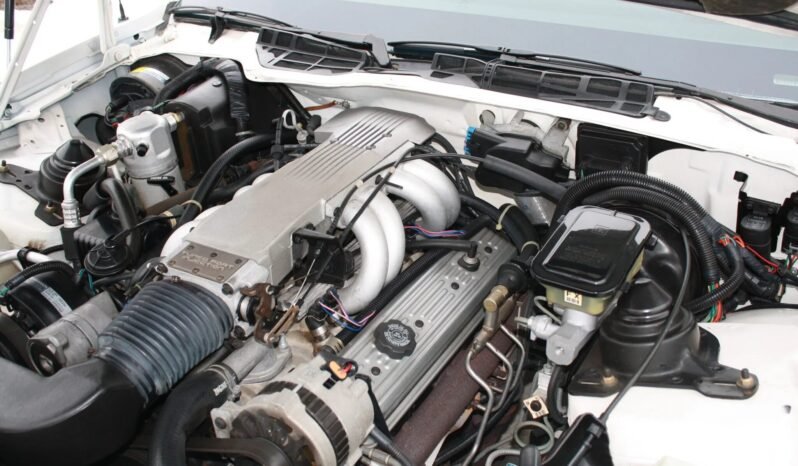 
								1990 Pontiac Firebird Formula White full									