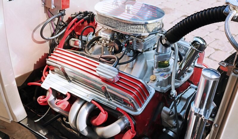 
								1932 Ford Roadster Deuce Highboy full									