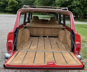 1985 Jeep Grand Wagoneer V8