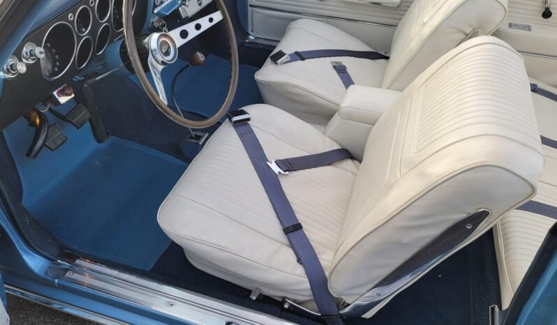 
								1965 Chevrolet Corvair Monza full									