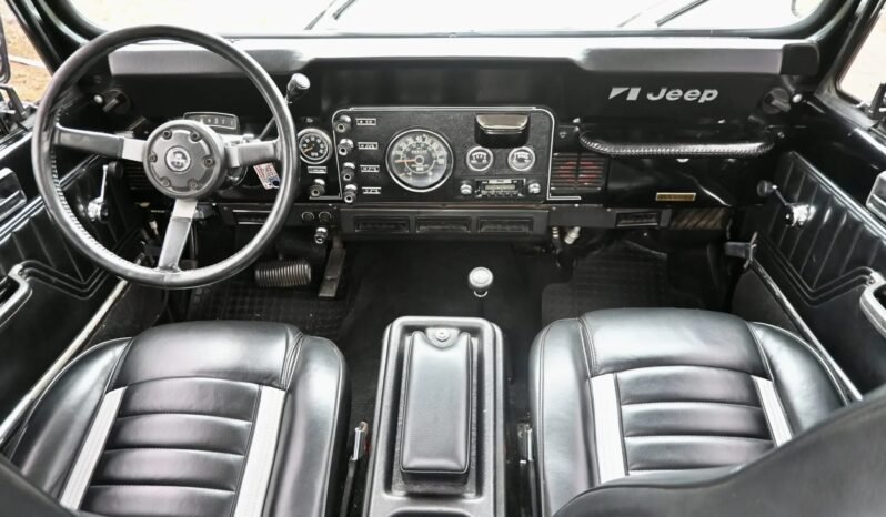 
								1981 Jeep CJ-8 Scrambler 4X4 full									