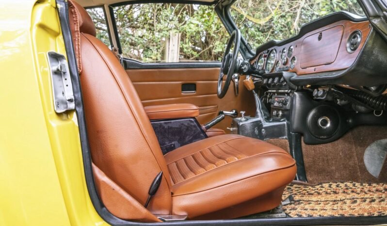 
								1975 Triumph TR6 Roadster full									