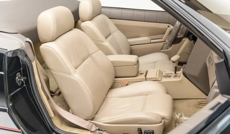 
								1993 Cadillac Allante full									