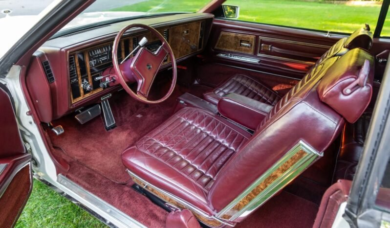
								1983 Buick Riviera Convertible full									