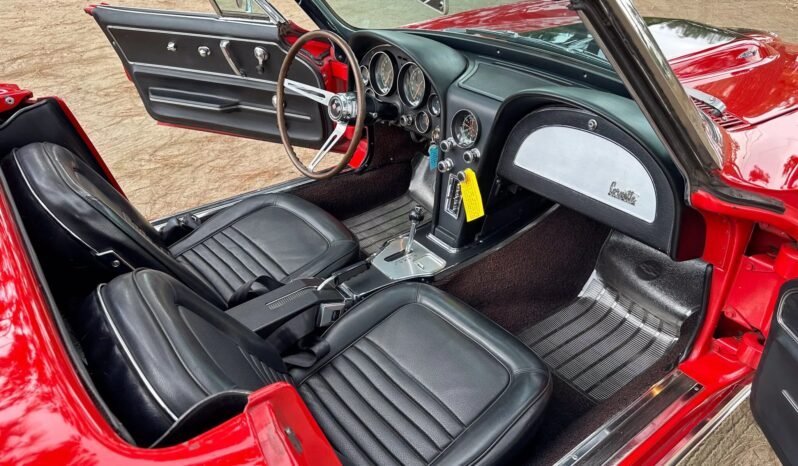 
								1967 Chevrolet C2 Corvette Convertible full									