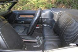 1970 Dodge Challenger V8