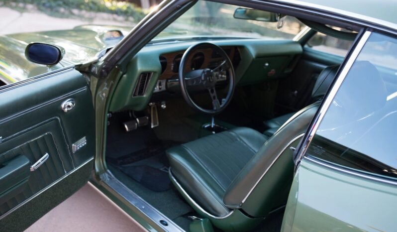 
								1970 Pontiac GTO Judge full									