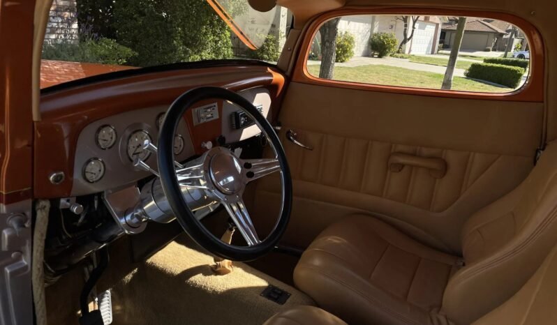 
								1934 Ford Classic 3-Window Coupe full									