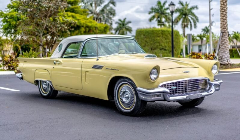 
								1957 Ford Thunderbird V8 Inca Gold full									