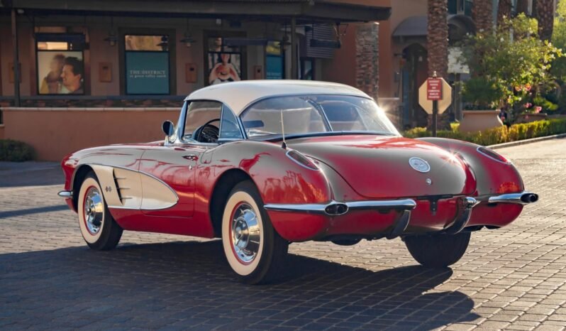 
								1960 Chevrolet Corvette Convertible V8 full									