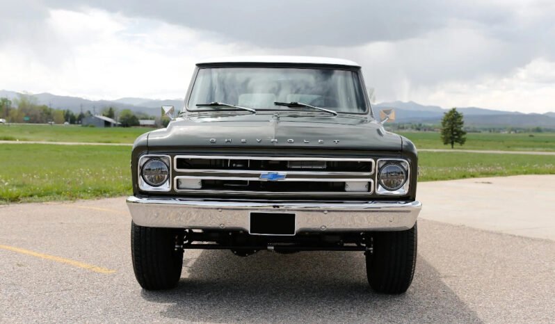 
								1972 Chevrolet Suburban V8 full									