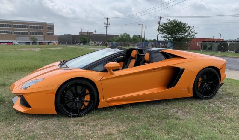 
								2014 Lamborghini Aventador full									