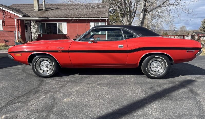 
								1970 Dodge Challenger R/T SE full									