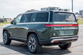 2023 Rivian R1S Adventure Green