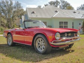 1972 Triumph TR6 Red
