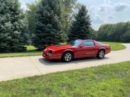 1990 Chevrolet Camaro IROC-Z V8