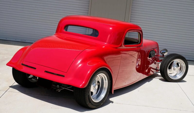 
								1934 Ford 3-Window Hot Rod V12 full									