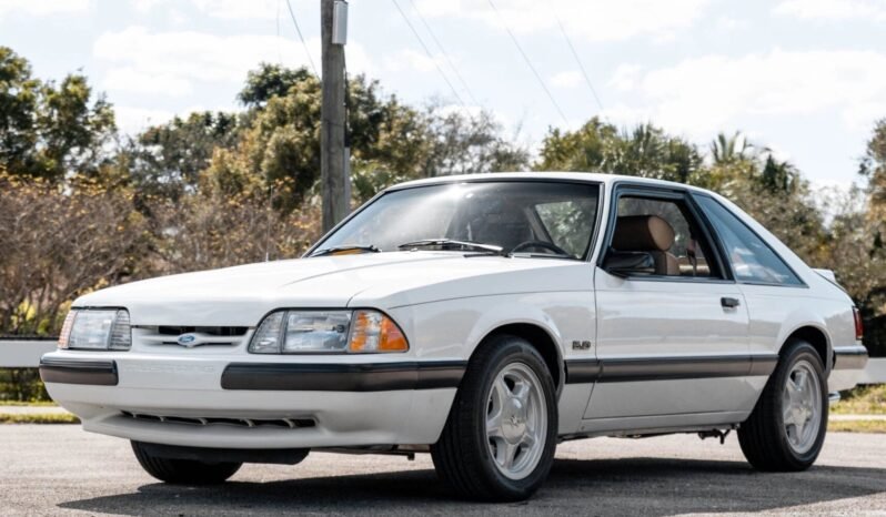 
								1989 Ford Mustang LX full									