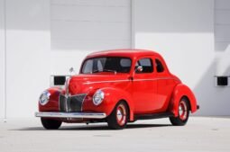 1940 Ford Deluxe Coupe 350 V8