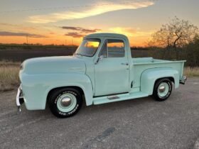 1953 Ford F-100 V8 Pickup Truck