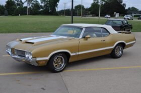 1970 Oldsmobile Cutlass Supreme