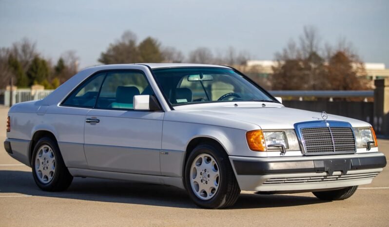 
								1993 Mercedes-Benz 300CE full									