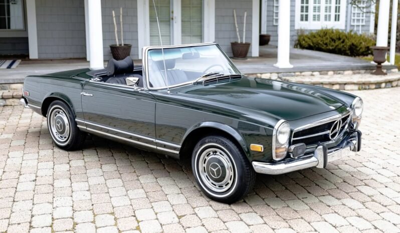 
								1969 Mercedes-Benz 280SL I6 full									