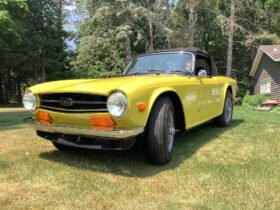 1974 Triumph TR6 Yellow