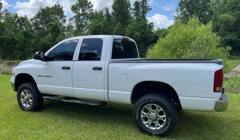 
								2004 Dodge Ram 2500 SLT full									