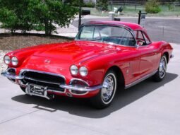 
										1962 Chevrolet Corvette Fuel-Injected V8 full									