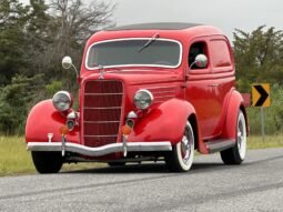 1935 Ford Sedan Delivery V8