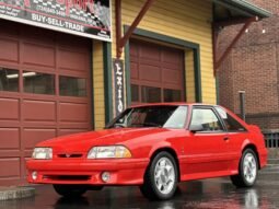 1993 Ford Mustang SVT Cobra 5-Speed