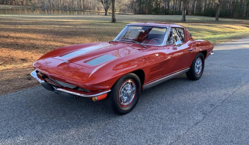 
								1963 Chevrolet Corvette Split-Window Coupe full									