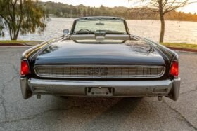 1962 Lincoln Continental V8 Convertible
