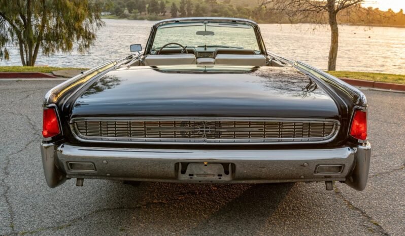 
								1962 Lincoln Continental V8 Convertible full									